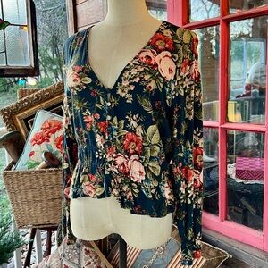 Clarice’s Garden Top